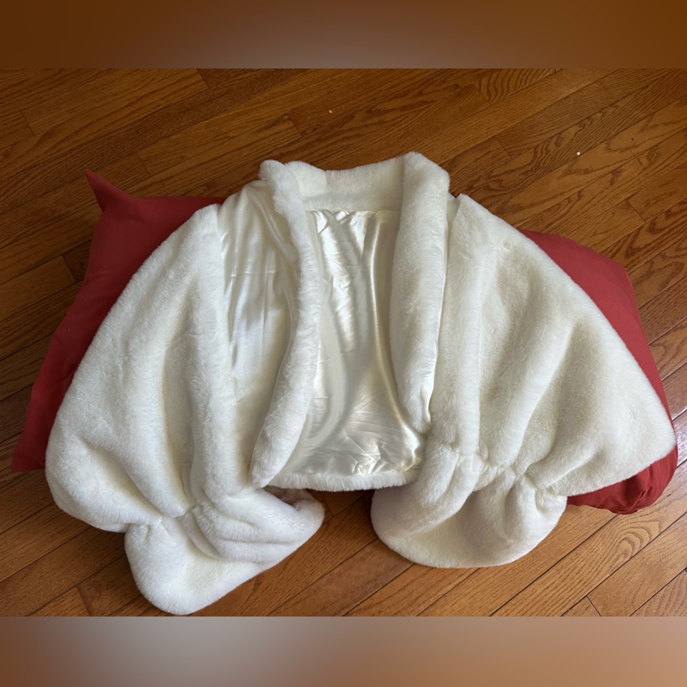 Luxurious Faux Fur Coat